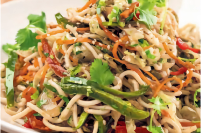 ASIAN NOODLE STIR-FRY